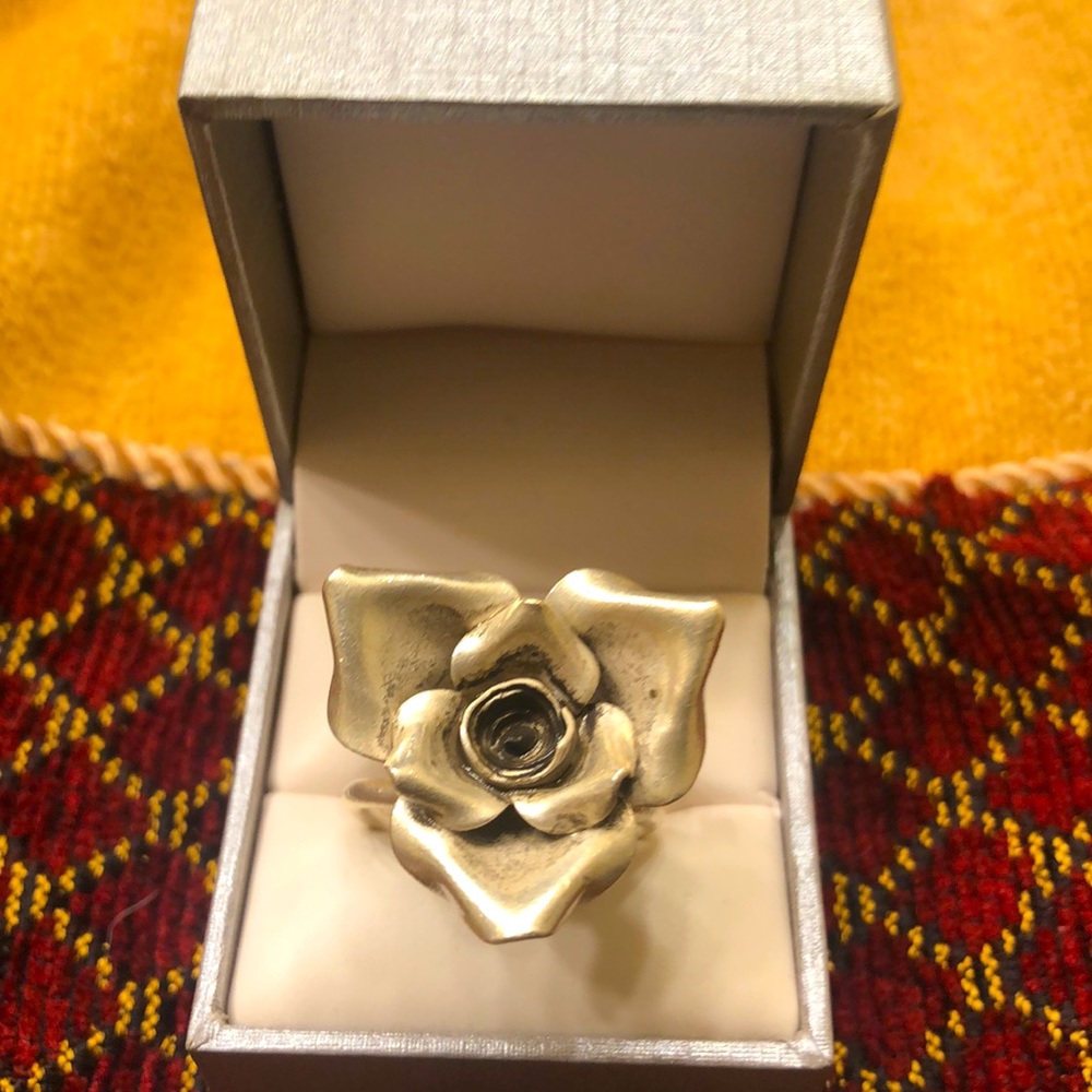 Silver Flower Ring